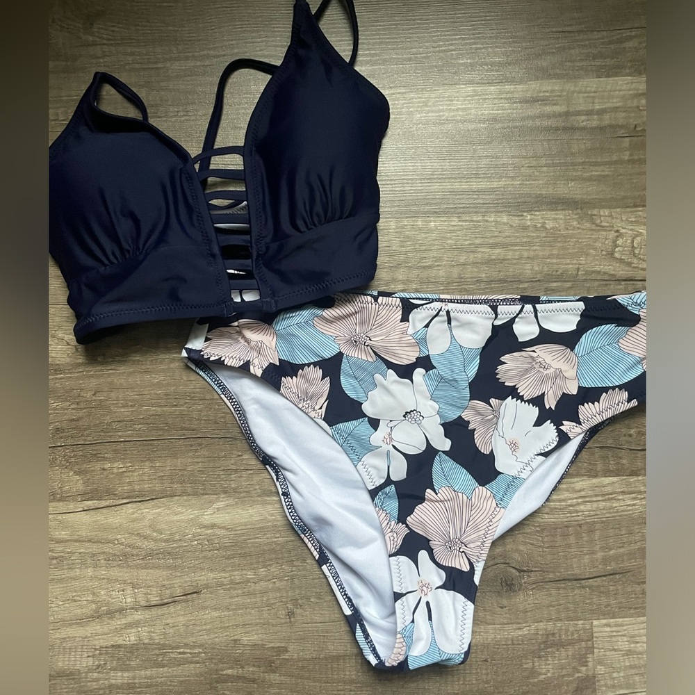 Nw/oT Cupshe Bikini
